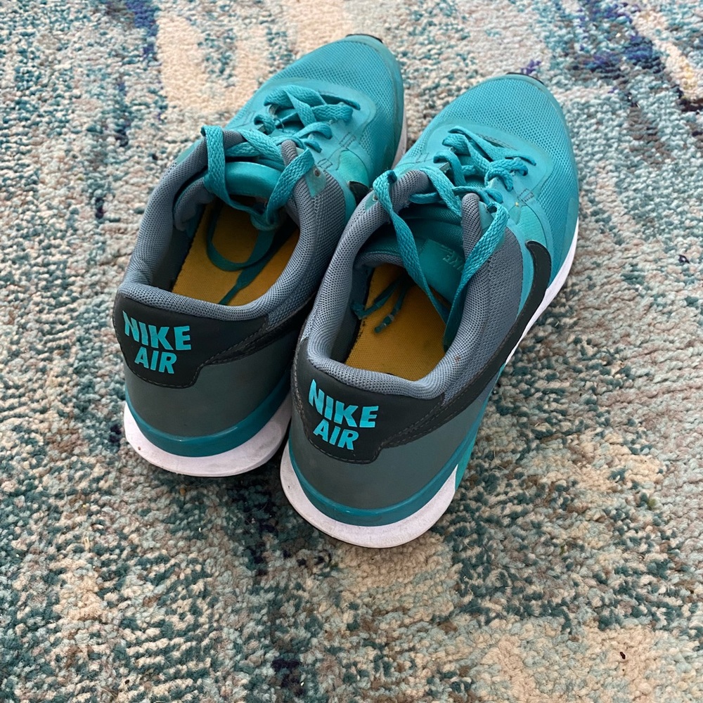 Blue Nike airs that are used